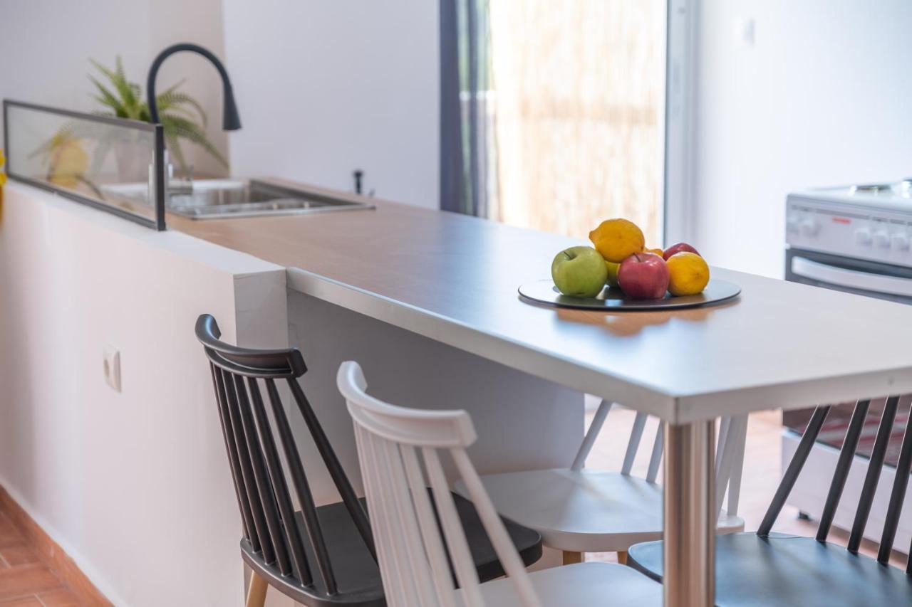 Modern Escape Near Riviera & Niarchos Foundation! * Ateny